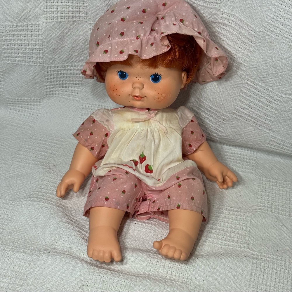 Strawberry Shortcake Herself Blow a Kiss Doll Vtg 1982 Kenner Original BlowKiss